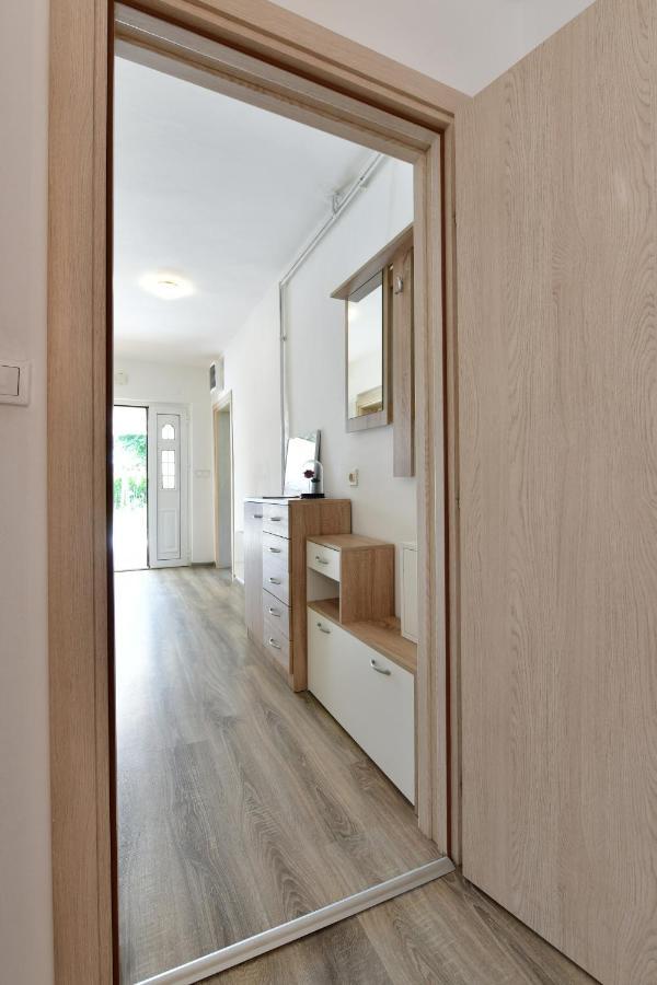 Apartman Dorijan Rakovica Exterior photo