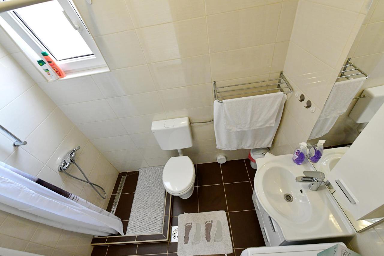 Apartman Dorijan Rakovica Exterior photo