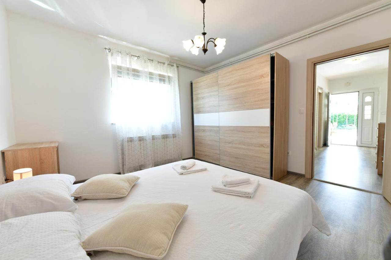 Apartman Dorijan Rakovica Exterior photo