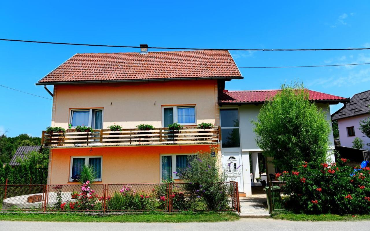 Apartman Dorijan Rakovica Exterior photo