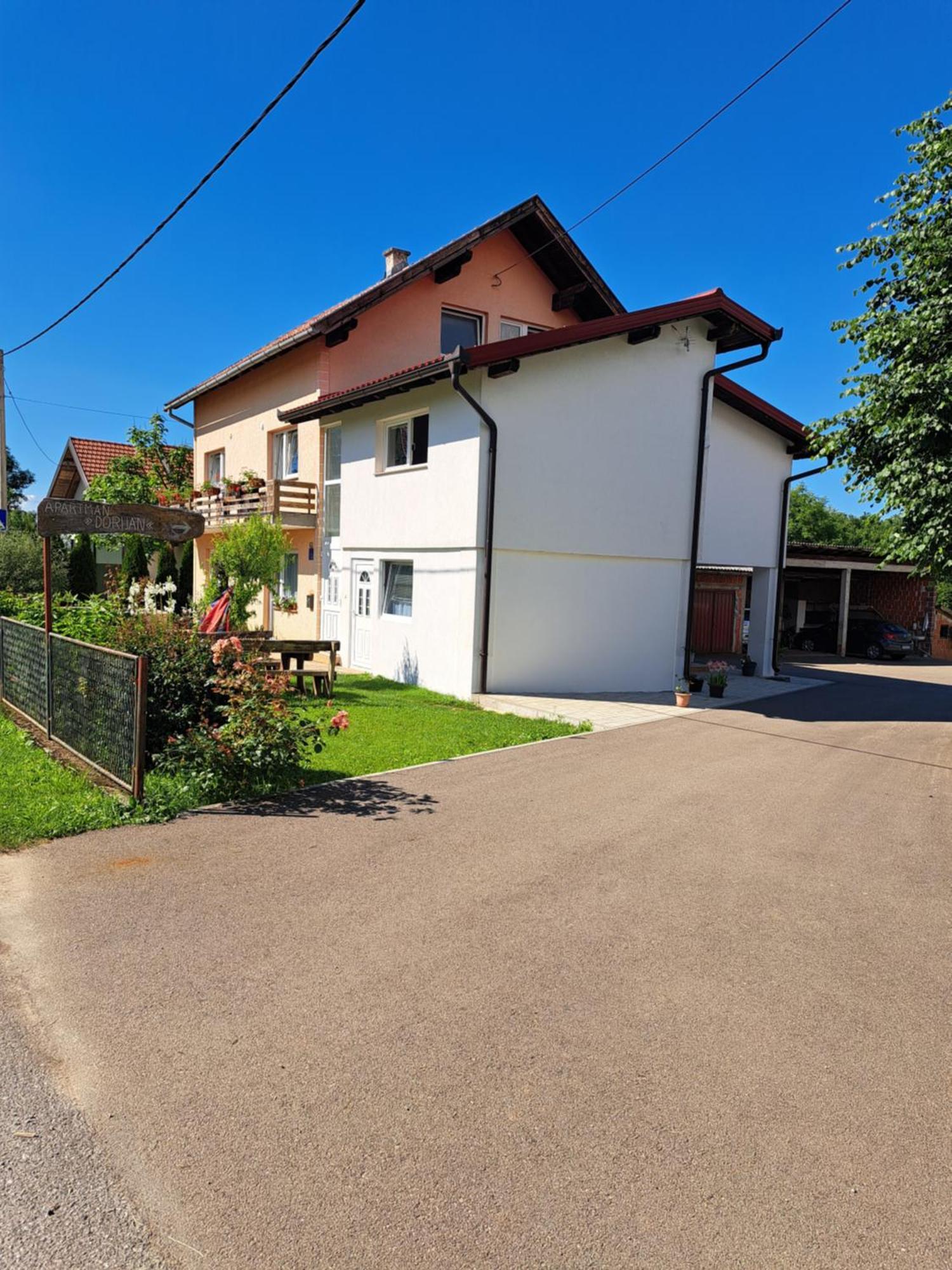 Apartman Dorijan Rakovica Exterior photo